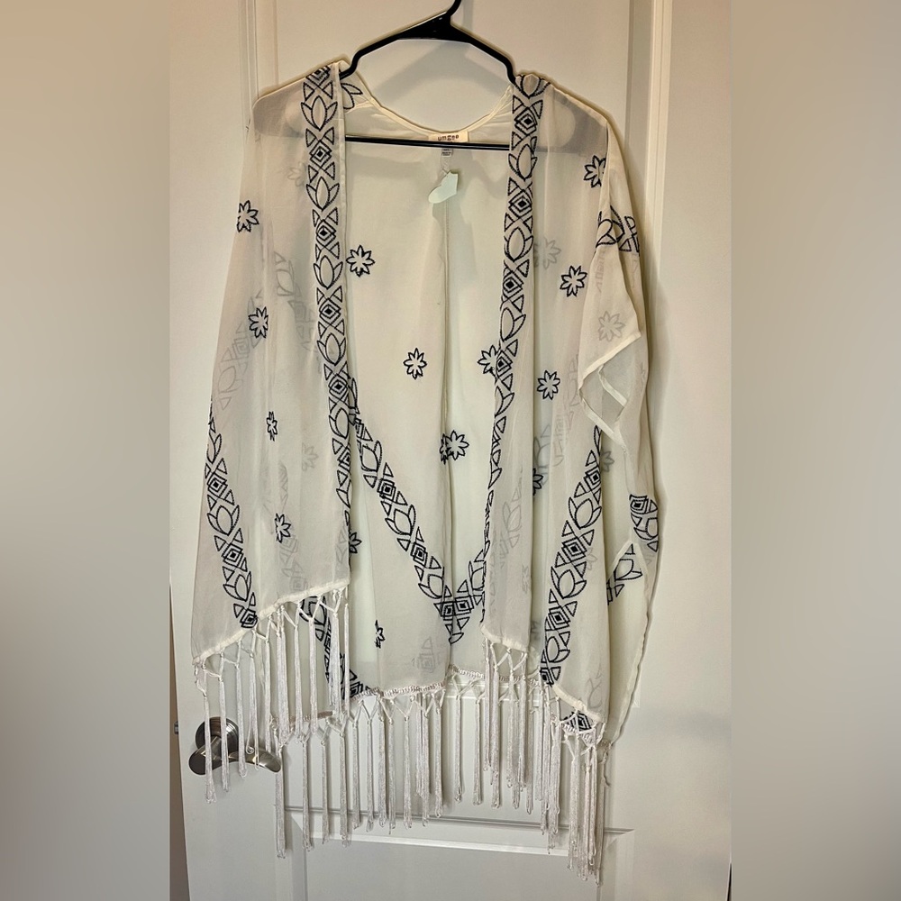 NWT Umgee White and Navy Swim Cover-up Kimono with Fringe size M/L